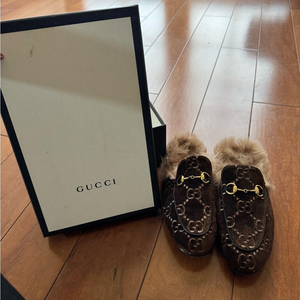 Gucci slipper